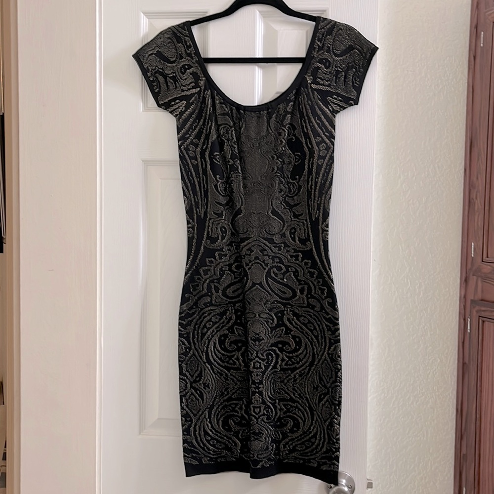 Guess LA, size L, black with nude, worn once